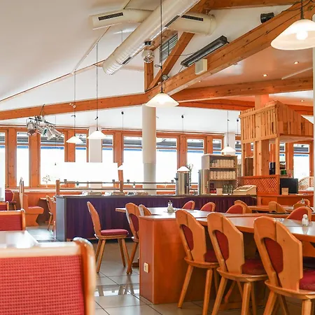 Hotel Sonnenhof - Tante Alma's Sommerfrische 3*