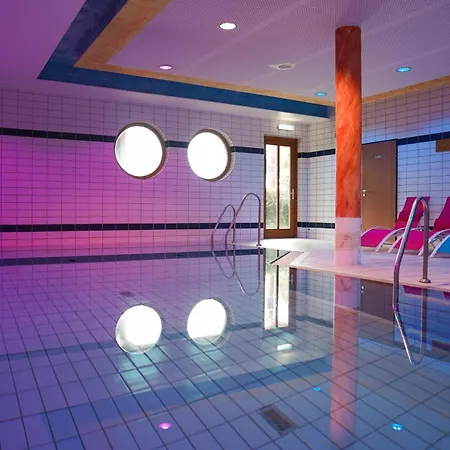 Hotel Sonnenhof - Tante Alma's Sommerfrische 3*