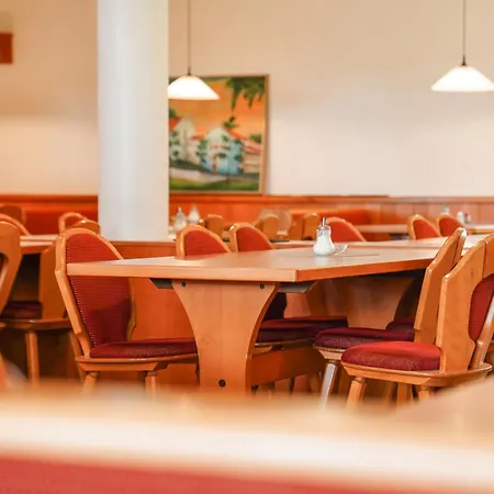 Sonnenhof - Tante Alma's Sommerfrische Hotel