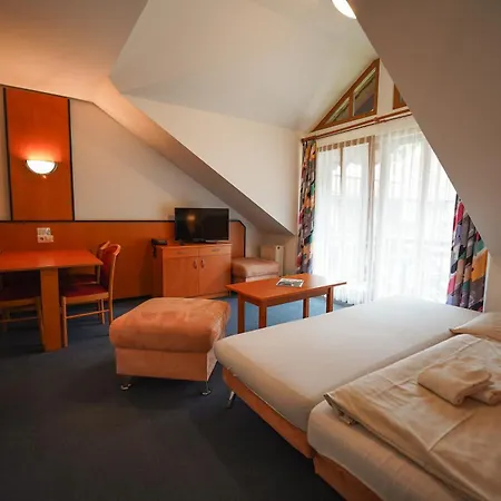 Sonnenhof - Tante Alma's Sommerfrische Hotel 3*