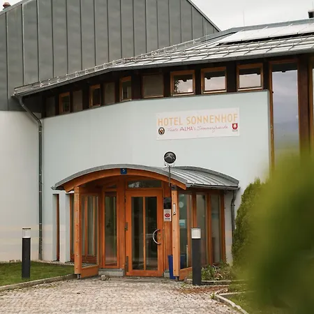 Sonnenhof - Tante Alma's Sommerfrische Hotel