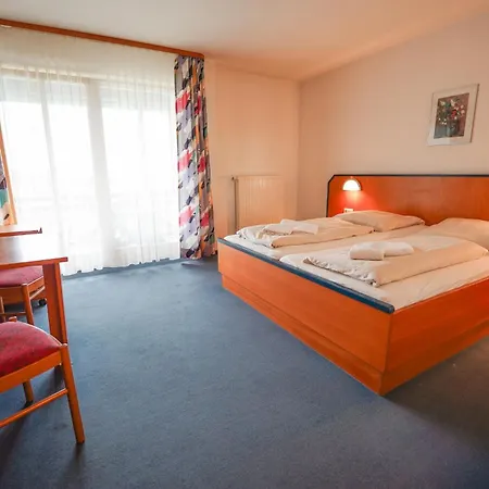 Sonnenhof - Tante Alma's Sommerfrische 3*